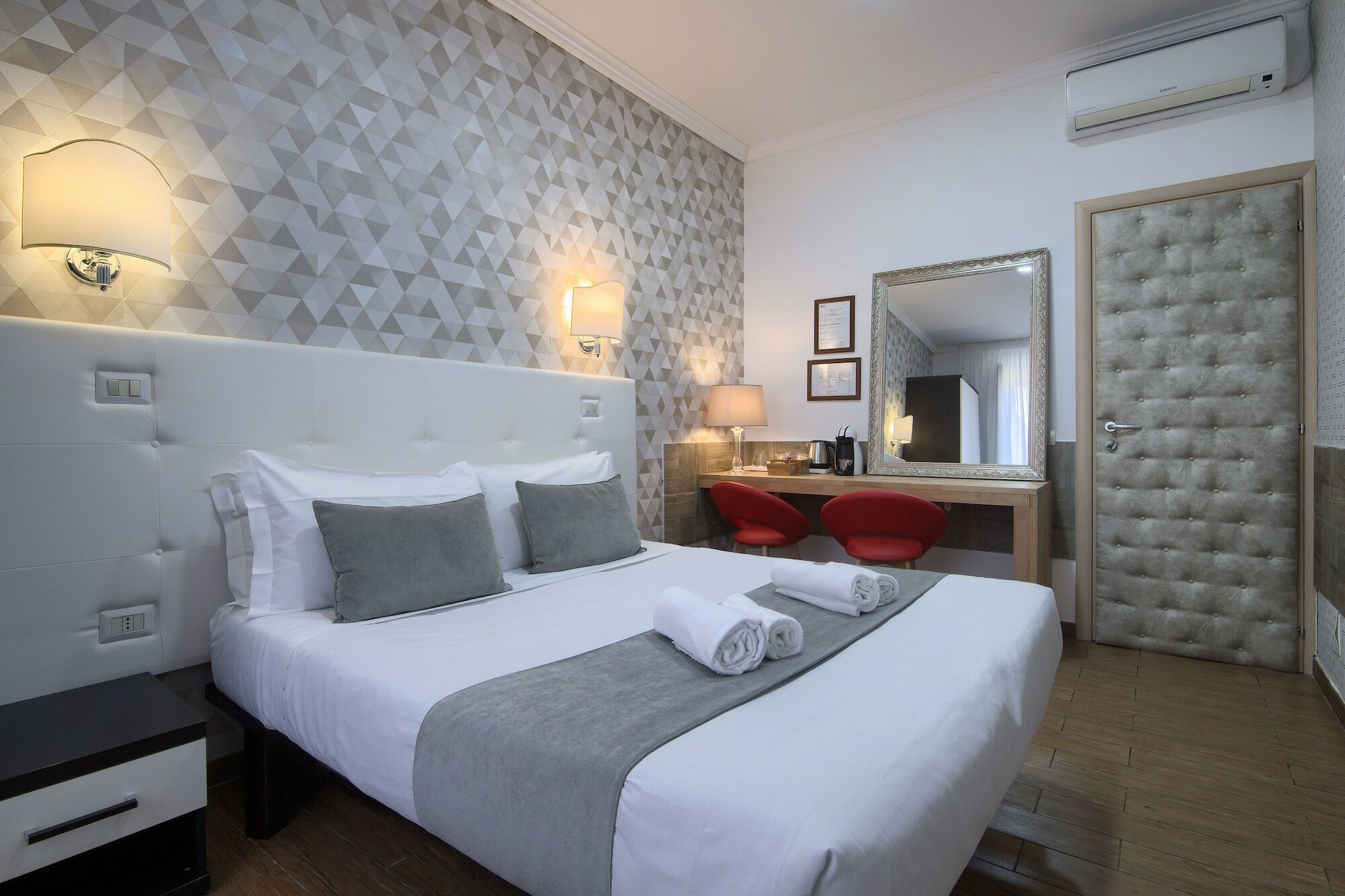 רומא Domus Pietro Inn מראה חיצוני תמונה